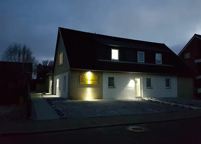 Geele Hus Nr. 3 *